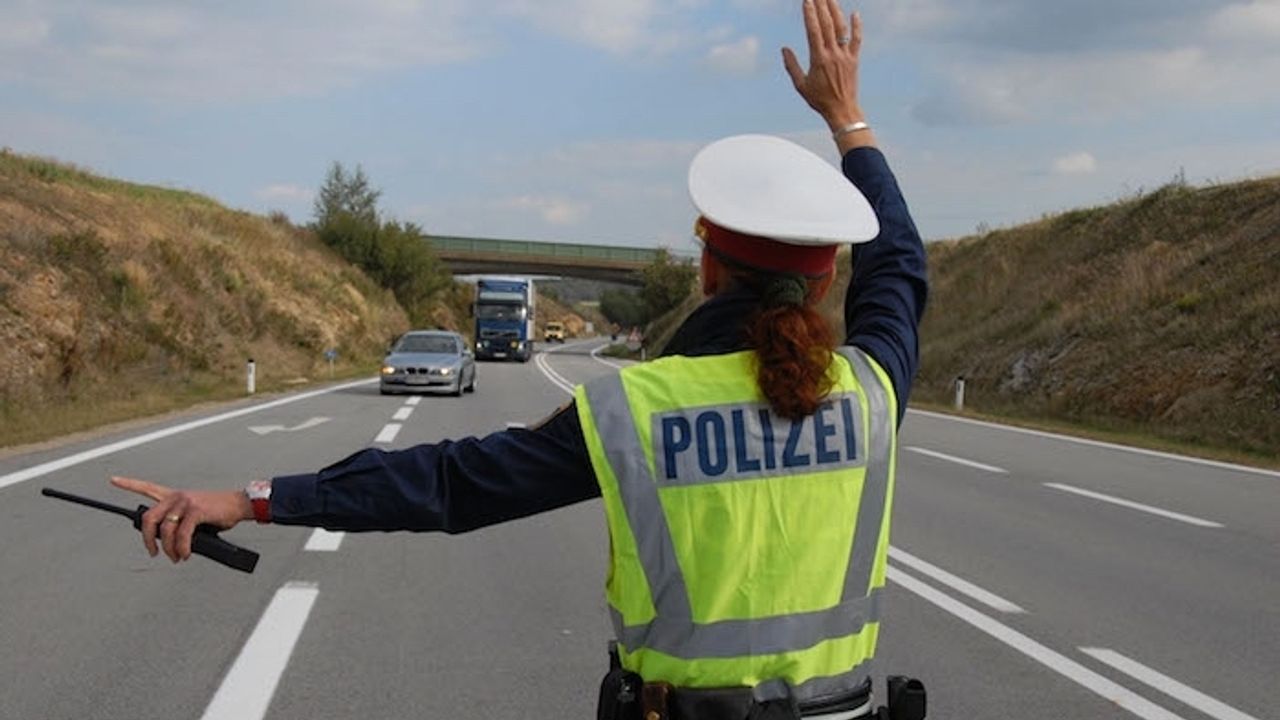 Macaristan nakliyecilere 2.240 Euro ceza kesecek