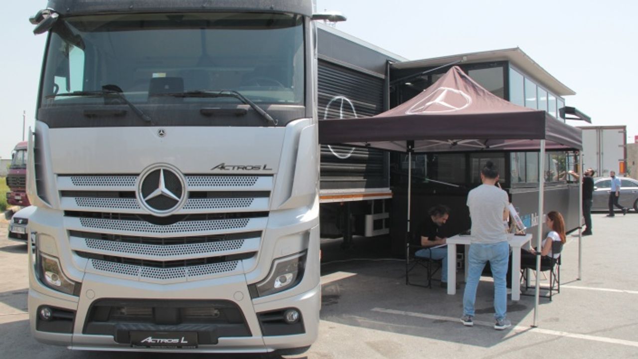 Mercedes Sağlık & Bakım Tırı kamyon sürücülerini muayene edip bakımını yapacak