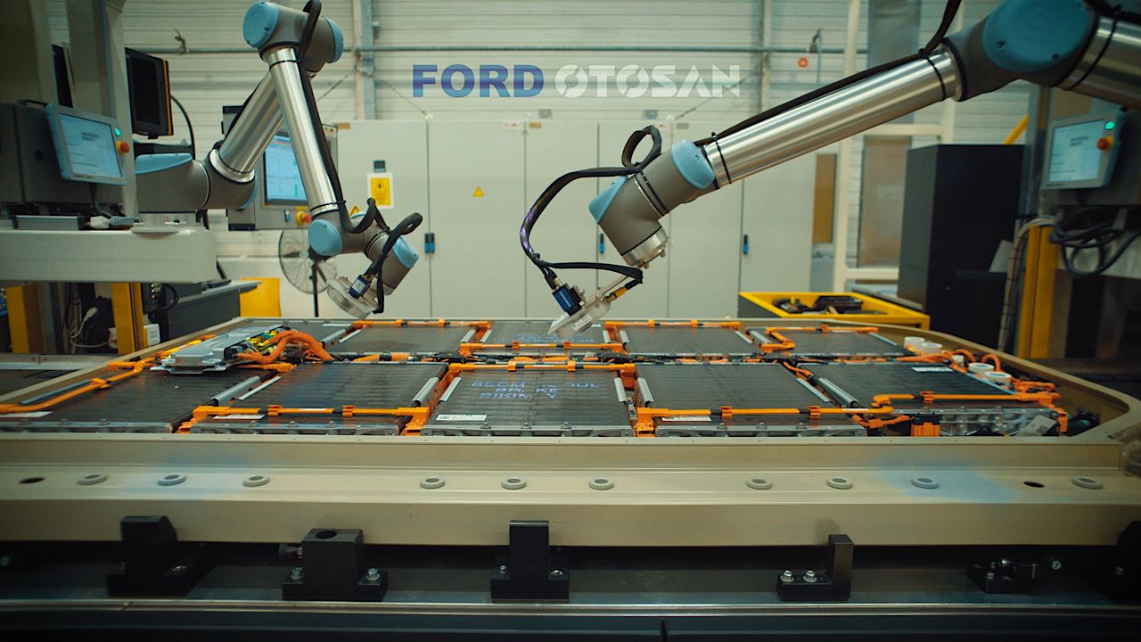 Ford Otosan elektrikli ticari aracı için 200 milyon euro ek finansman sağladı