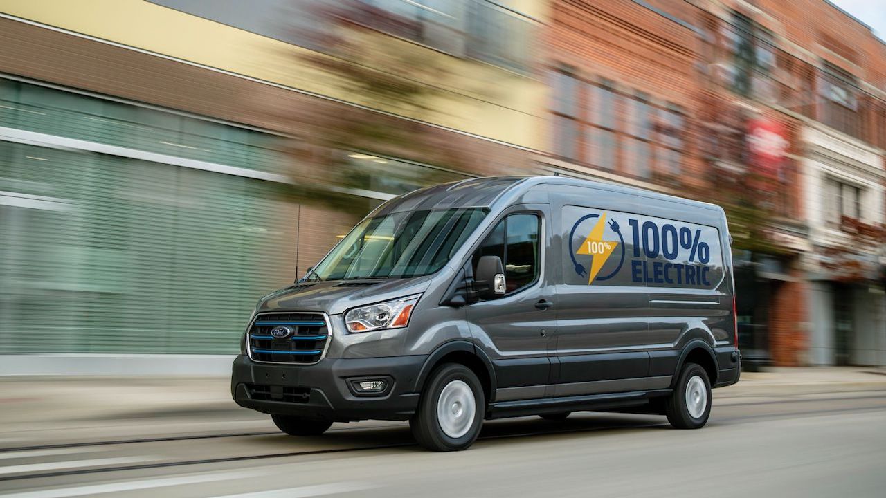 Ford Otosan, 13 firmaya Ford E-Transit  teslim etti