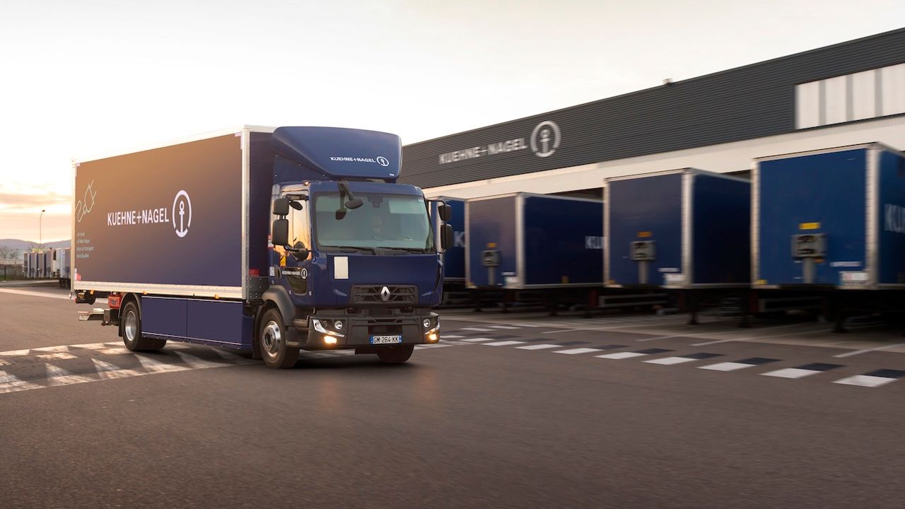 Renault Trucks Kuehne+Nagel'e 23 adet elektrikli kamyon teslim etti