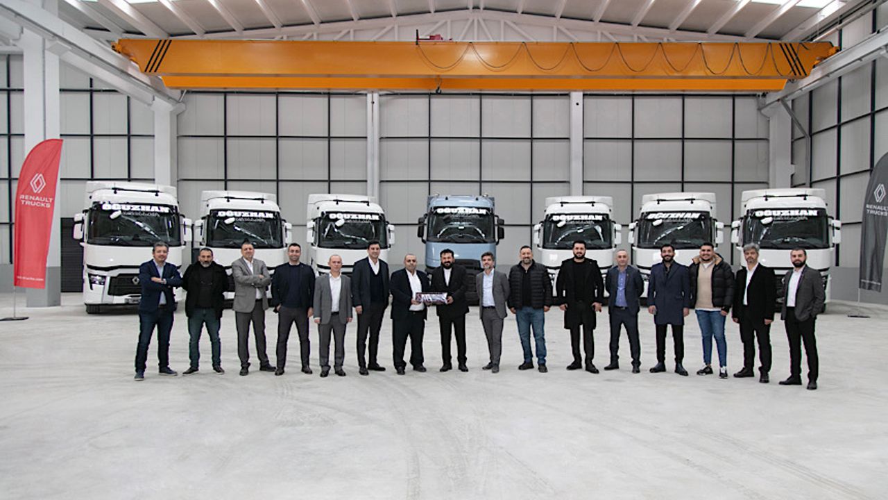 Renault Trucks'tan Oğuzhan Ağır Nakliyat'a 70 adetlik paket teslimat