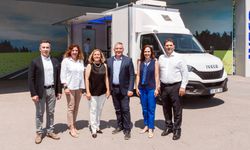 IVECO’dan Ege Çağdaş Eğitim Vakfı’na gezici eğitim aracı