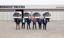 Renault Trucks Edirne Bayi ilk teslimatını Erşen Lojistik'e yaptı