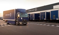 Renault Trucks Kuehne+Nagel'e 23 adet elektrikli kamyon teslim etti