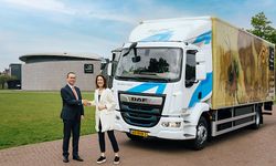DAF LF Electric, 50. yıl dönümü için Van Gogh Müzesi'ne teslim edildi