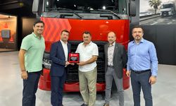 Turna Global Lojistik, aldığı Renault Trucks'ların üretim merkezini gezdi