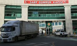 Sarp Sınır Kapısı 1.309 Tır geçişiyle rekor kırdı