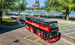 Çift katlı dizel otobüslerini elektrikliye dönüştürdü, Allison’u seçti