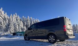 Beyaz örtü üzerinde bir VIP Lounge: Toyota Proace Verso 2.0 D 180 HP test sürüşü