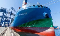 Türkiye’nin dev LNG’li konteyner gemisi Marport’ta yanaştı