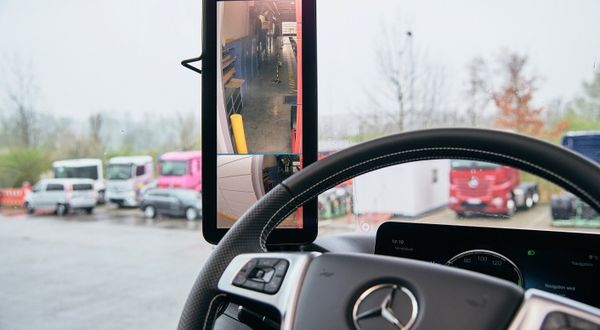 2. nesil MirrorCam, Mercedes-Benz kamyonlarında sunulmaya başlandı