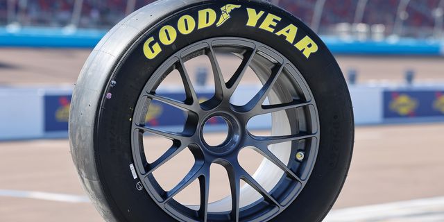 Goodyear ve NASCAR iş ortaklığı devam ediyor