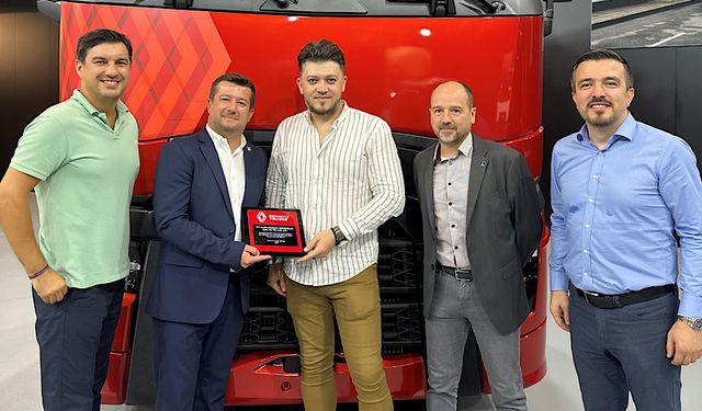 Renault Trucks yatırımı yapan Yüksel Nakliyat, markanın Lyon fabrikasına ziyaret etti