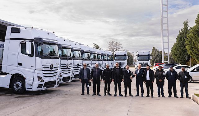 Akfet Lojistik filosuna 10 adet Mercedes Actros kattı