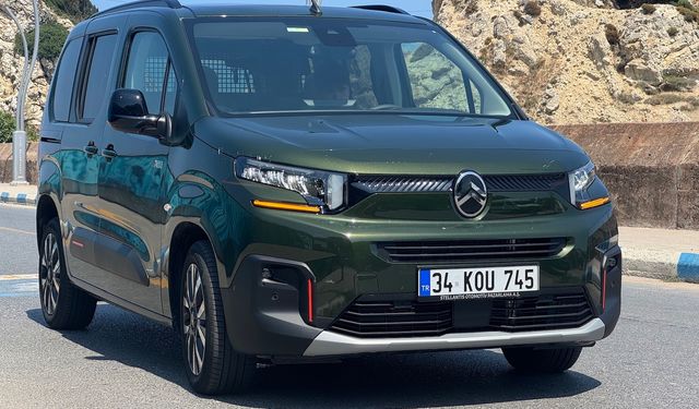 Yeni Citroën Berlingo ile hafta içi işe, hafta sonu gezmeye