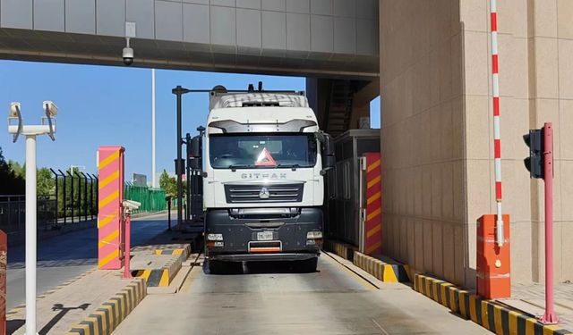 Çin uluslararası taşımalarda TIR’a geçiyor