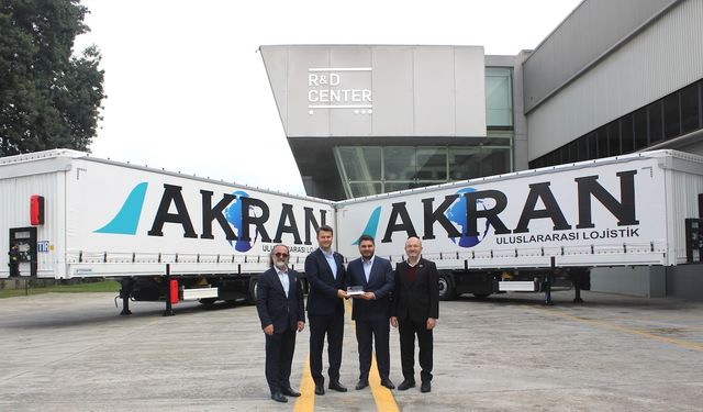 Akran Lojistik, Tırsan’dan 20 adet Tenteli Perdeli Multi-Ride aldı