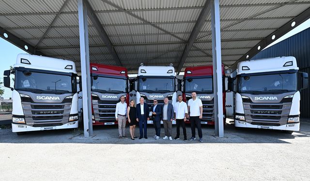 Güler'e 50 adet Scania çekici teslim edildi
