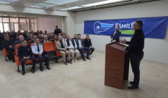 Kâmil Koç, Dünya Şoförler Günü’nü kaptanlarıyla kutladı