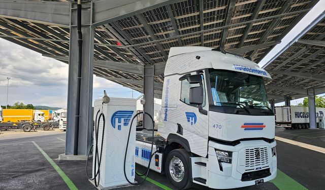 Renault Trucks'ın elektrikli kamyonları verimli operasyonlara imza atıyor
