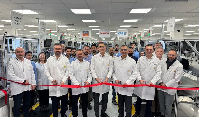 F‑MAX'in Android Multimedya Sistemi'ni Karel üretecek