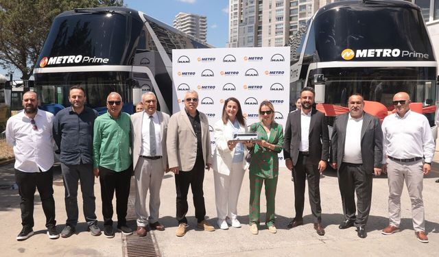 Metro Turizm’in premium tercihi Neoplan Skyliner