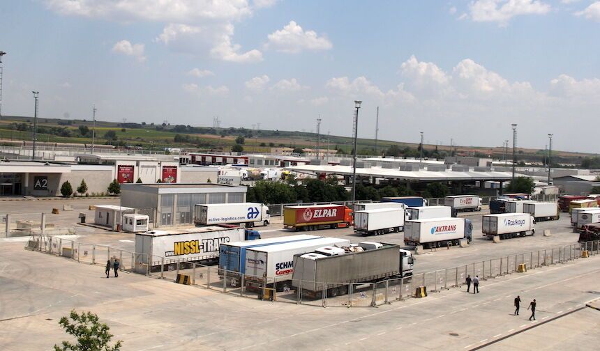 Otomotiv ihracatı beş ayda 17 milyar dolara ulaştı
