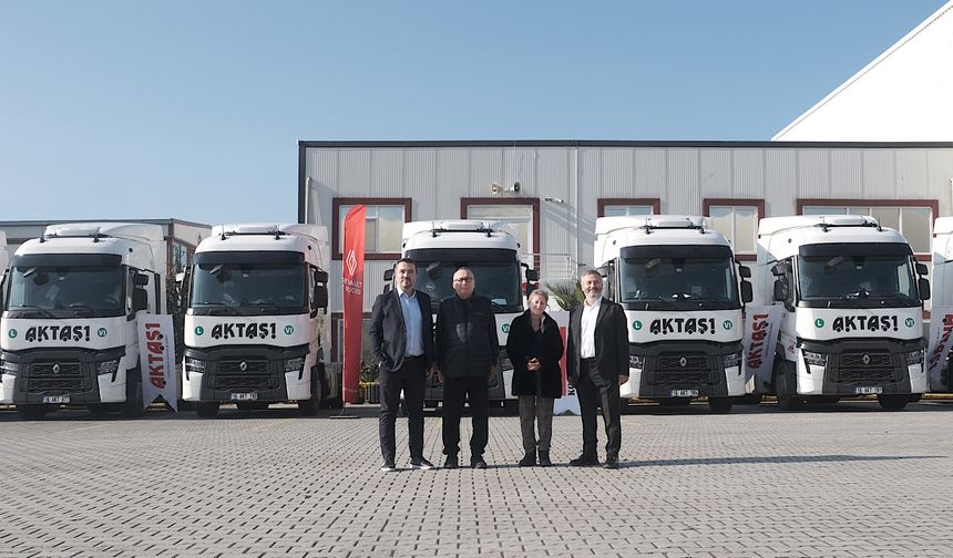 Renault Trucks 50 çekiciyi Gemlik Aktaş-1 Lojistik'e teslim etti