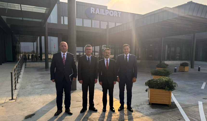 Kocaeli Valisi Aktaş ilk intermodal terminal Railport’u ziyaret etti