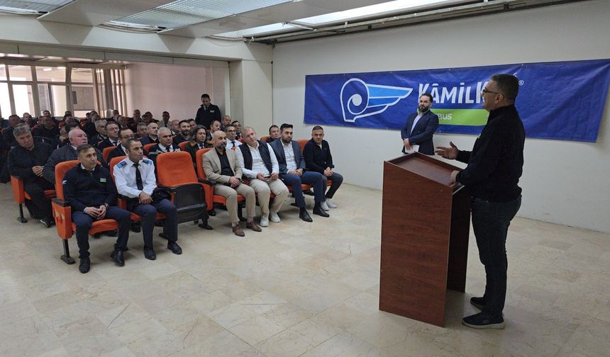 Kâmil Koç, Dünya Şoförler Günü’nü kaptanlarıyla kutladı