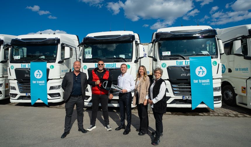 Tur Transit Lojistik 10 adet yeni MAN çekici aldı