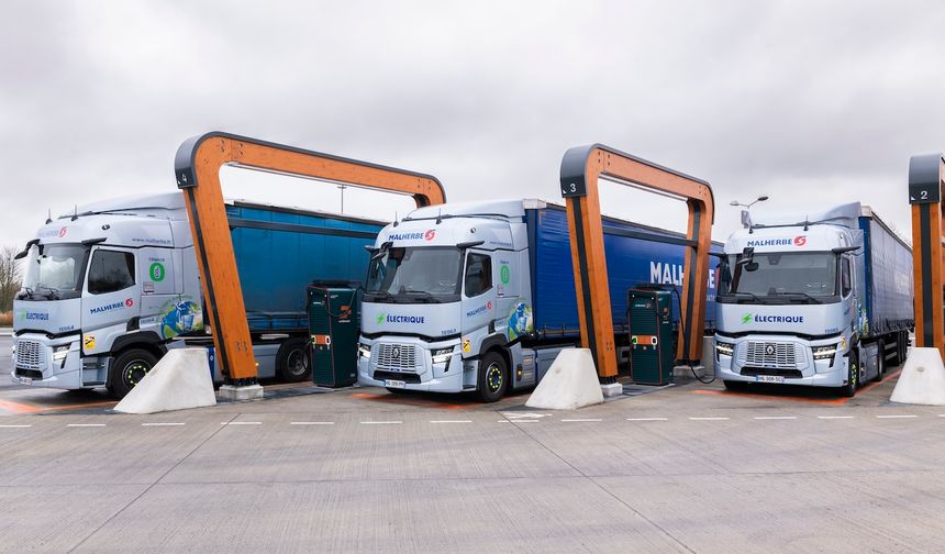 Renault Trucks elektrikli kamyonlarla lojistik koridoru kurdu