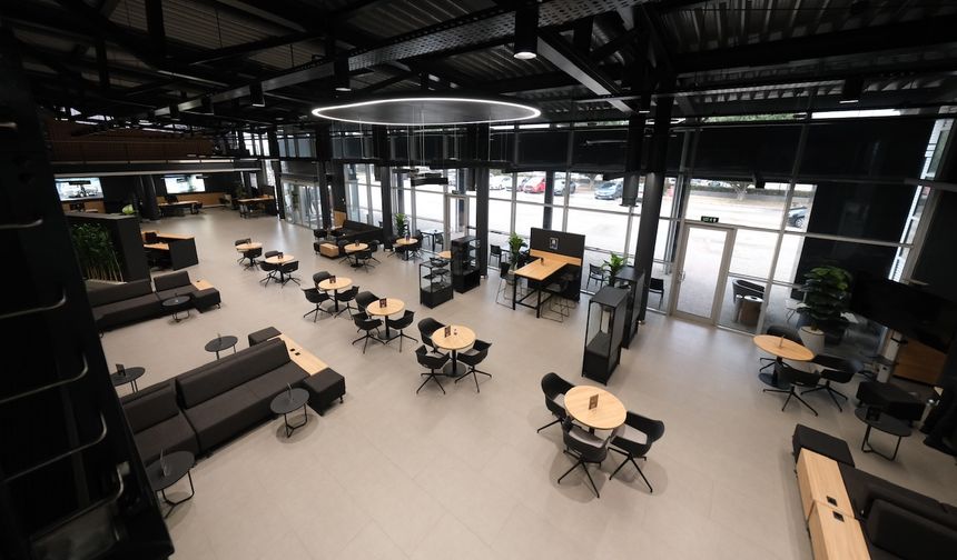 Mercedes-Benz Türk Aksaray Müşteri Merkezi'ni yeniledi