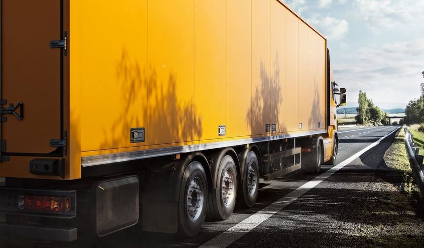 Continental Conti Hybrid HT 5 treyler lastiğini tanıttı