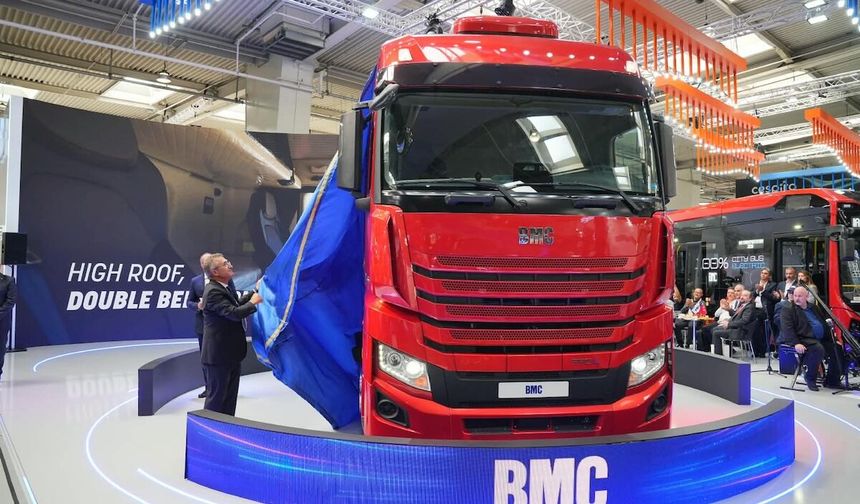 BMC 560 Beygirlik Yeni Çekicisi PRO L 1856'yı Tanıttı