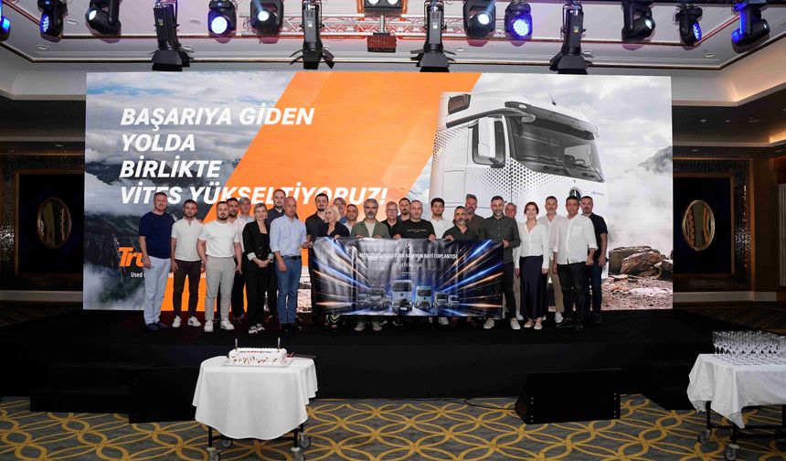Mercedes bayileriyle Kıbrıs'ta buluştu