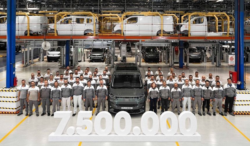 Tofaş'ın, Bursa'da ürettiği 7,5 milyonuncu araç Fiat Ulysse oldu